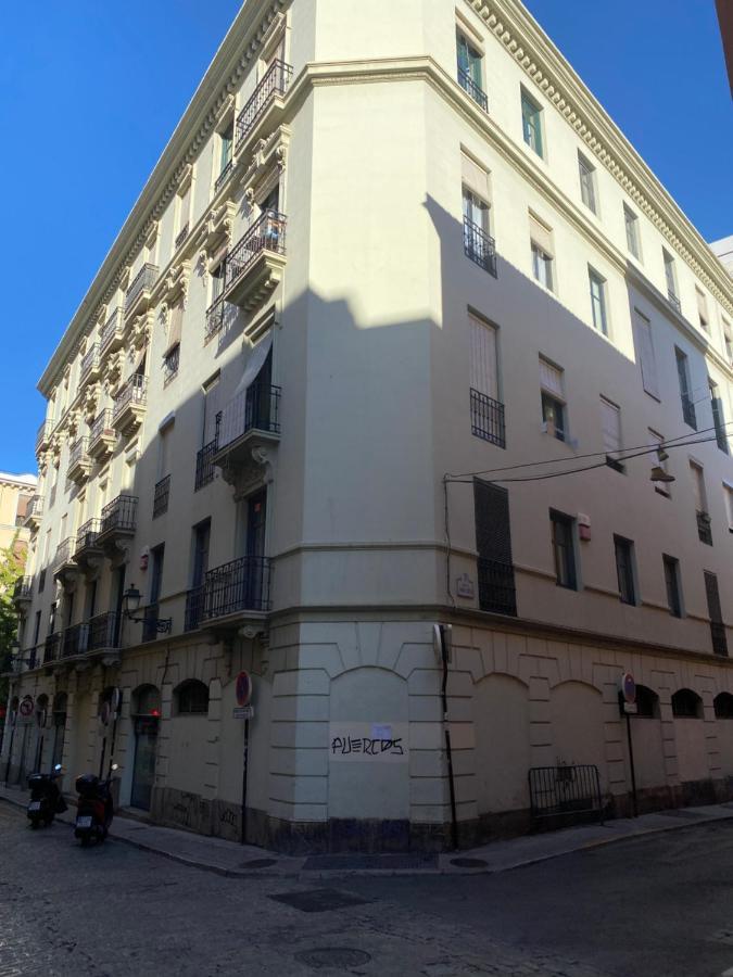 Gran Via Apartment Гранада Экстерьер фото
